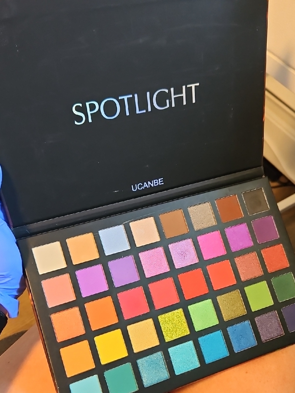 UCANBE Spotlight Eyeshadow Palette — Bright Multicolor Set